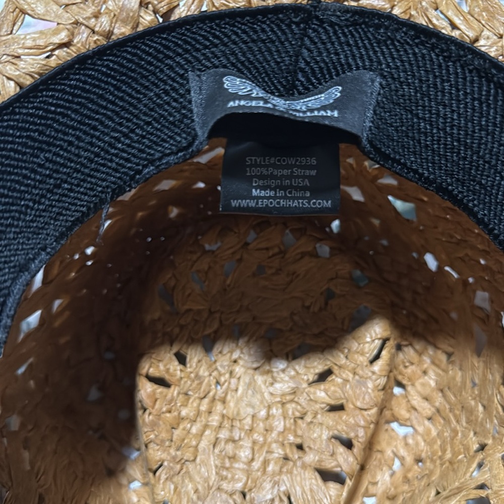 Hat - Picture 6 of 7